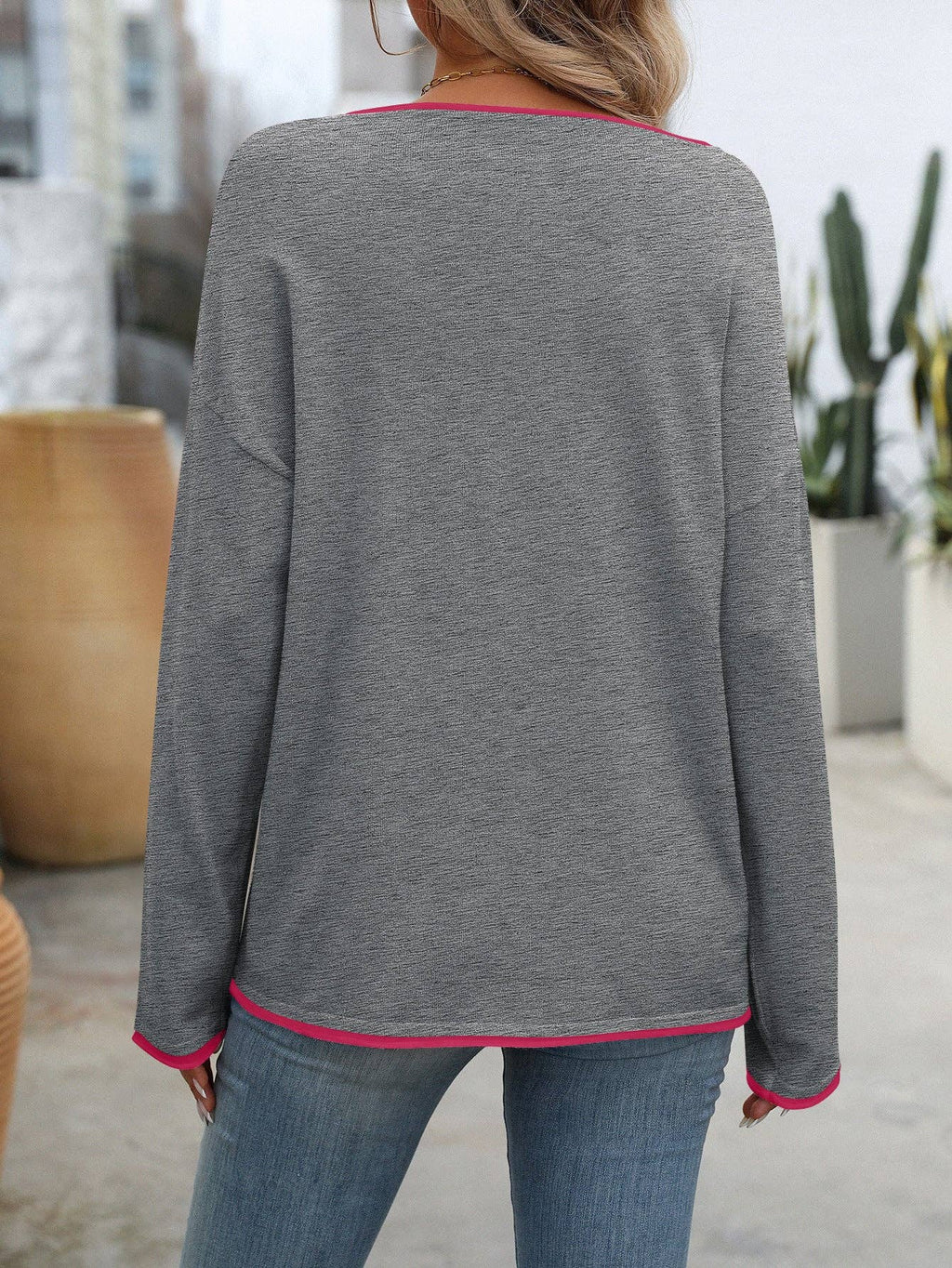 Suhkasana - Colorblock Crew Neck Long Sleeve Casual Knit Sweater
