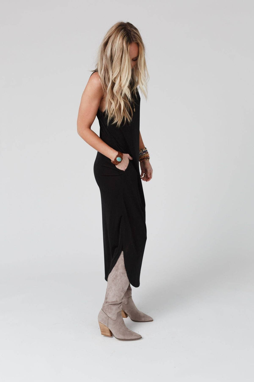Three Bird Nest - Cassie Sleeveless Pocket Slinky Maxi Dress - Black