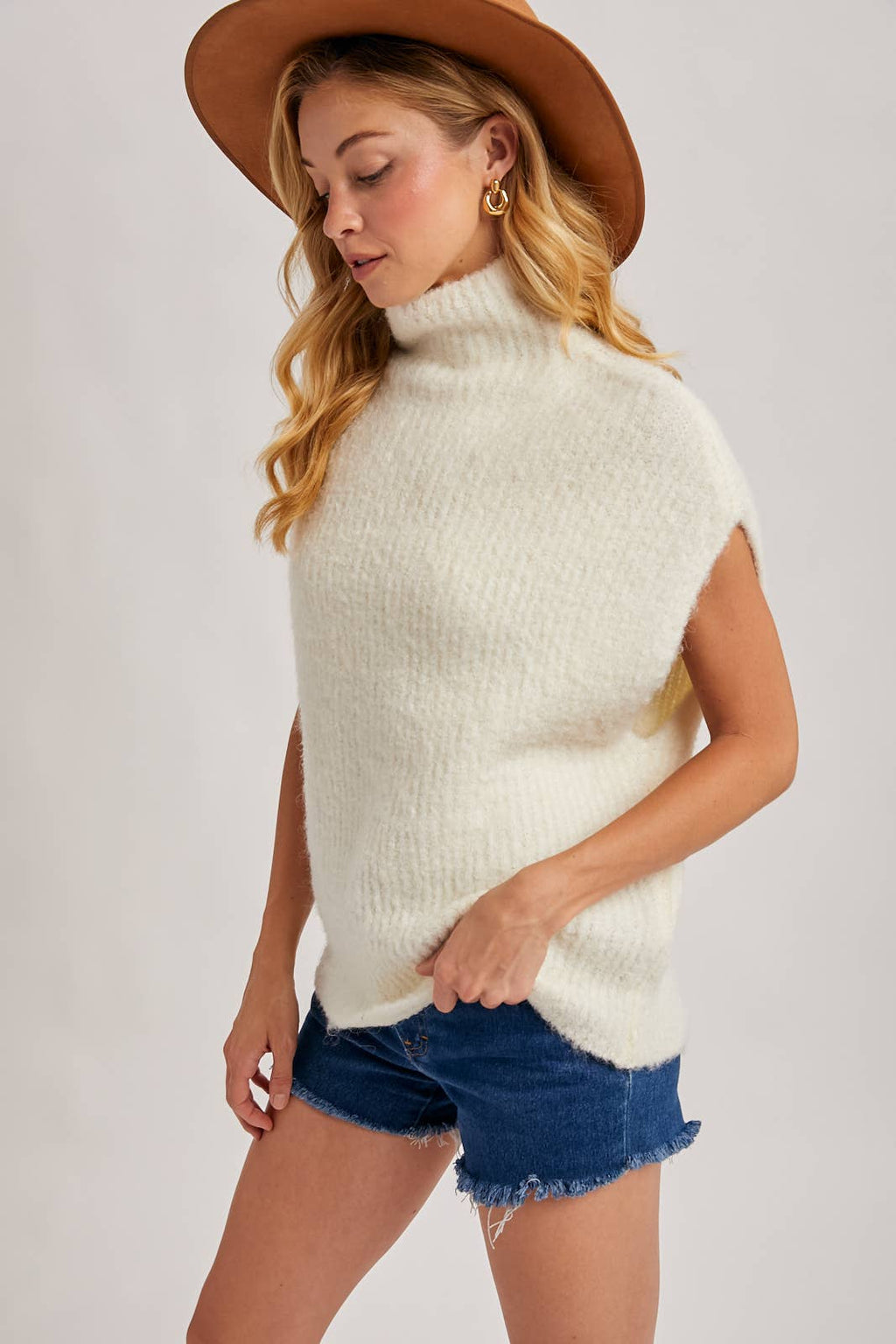 Bluivy - TURTLENECK KNIT SWEATER VEST