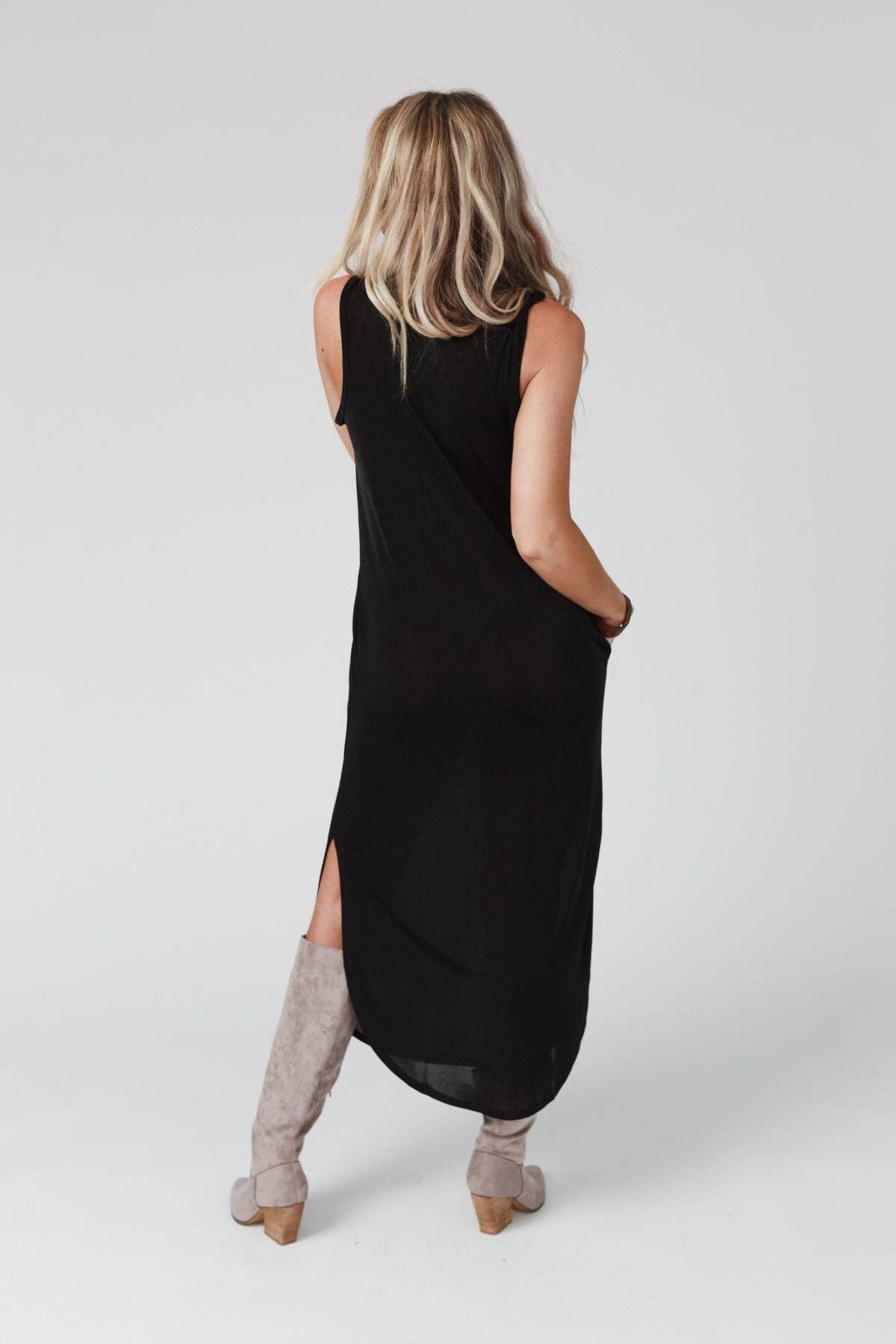 Three Bird Nest - Cassie Sleeveless Pocket Slinky Maxi Dress - Black