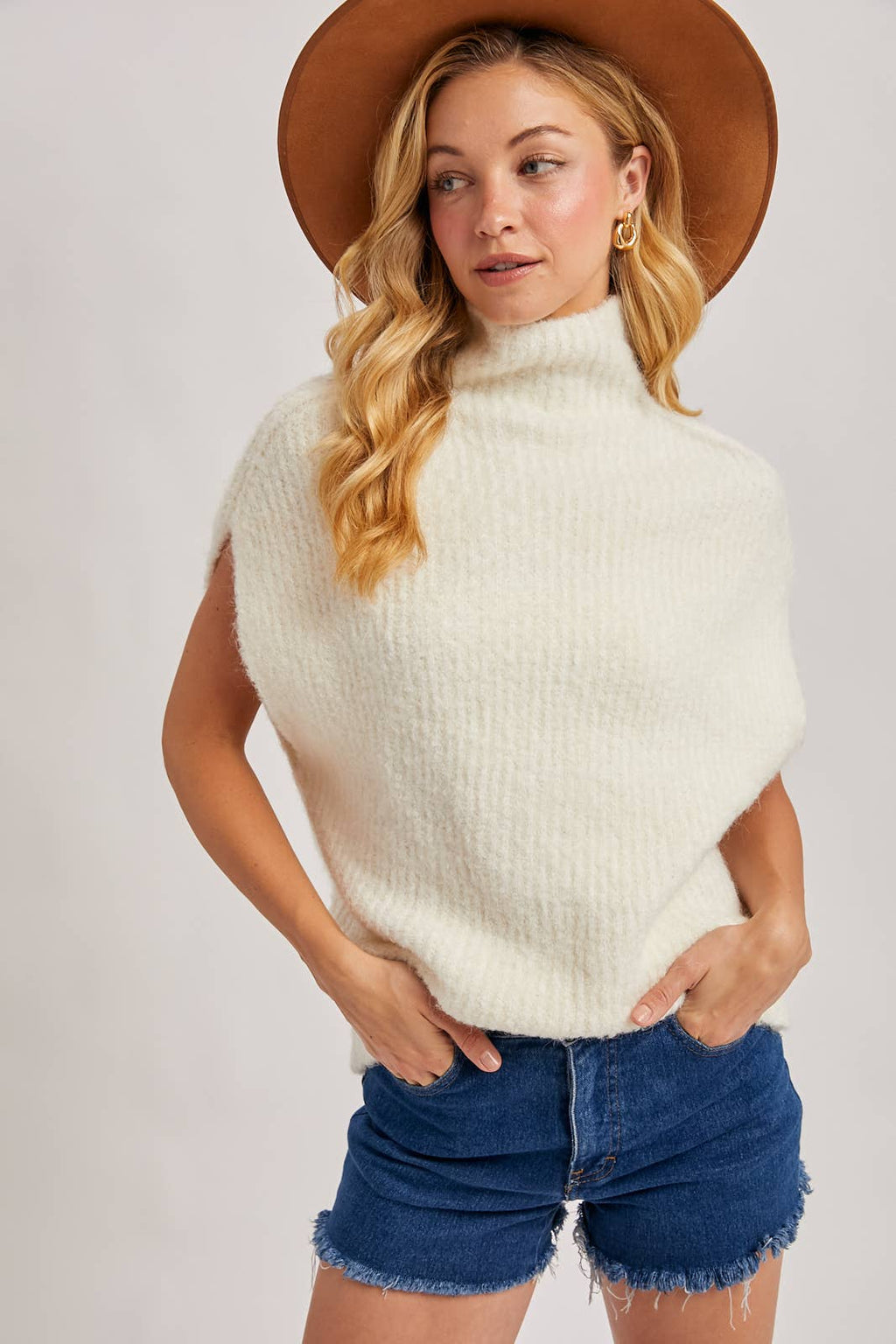 Bluivy - TURTLENECK KNIT SWEATER VEST