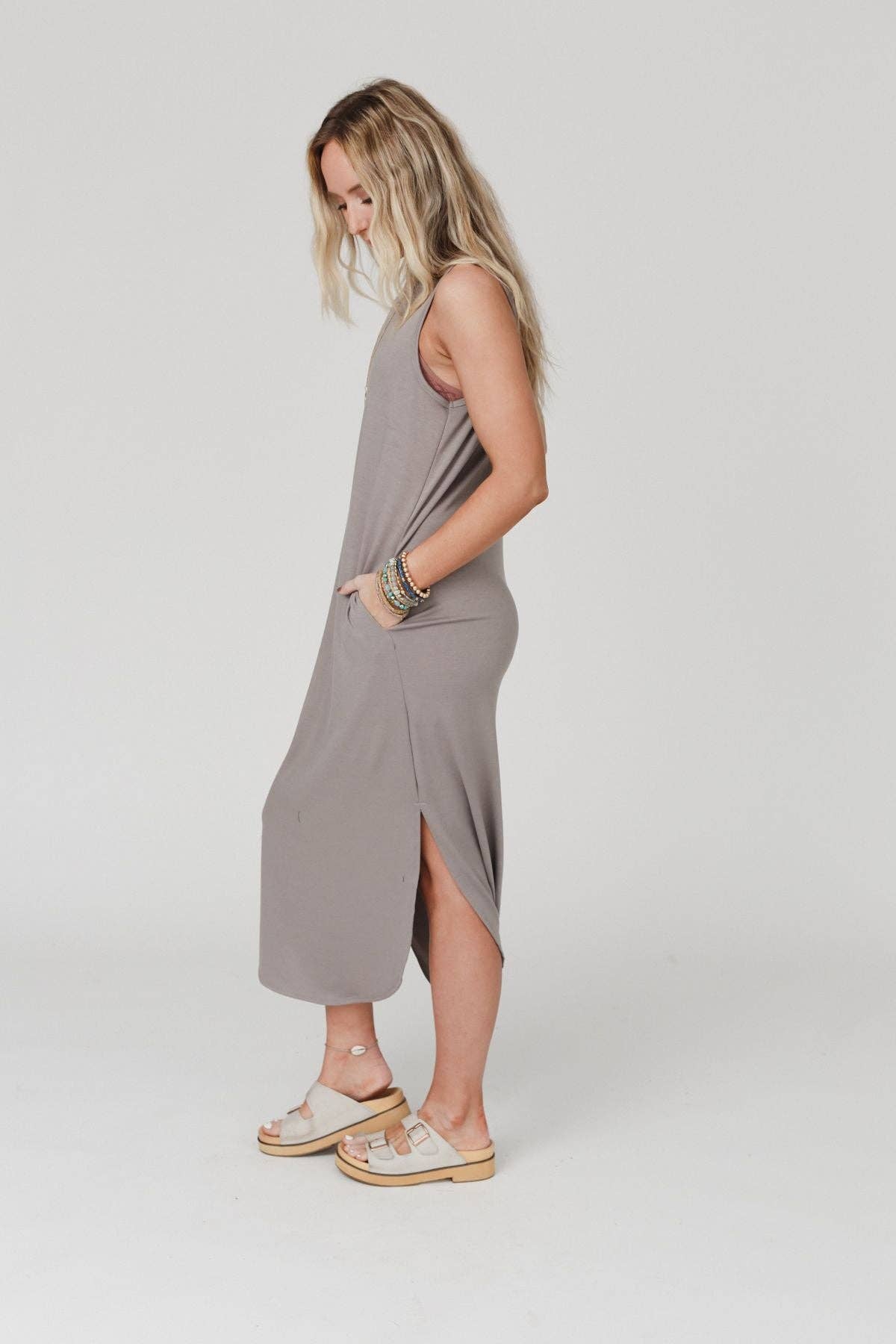 Three Bird Nest - Cassie Sleeveless Pocket Maxi Dress - Coco